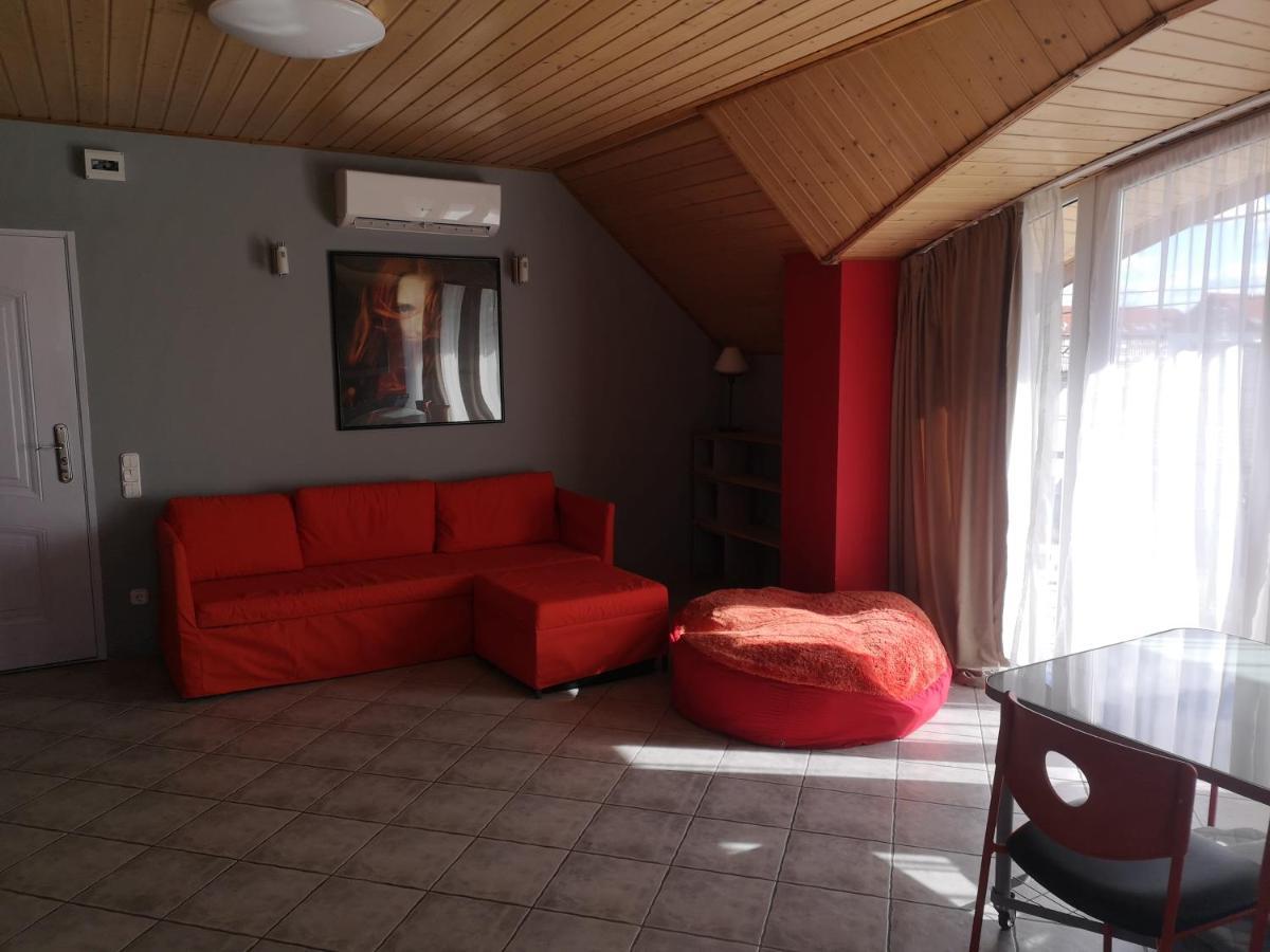 Szigeti Apartmanhaz Pecs Luaran gambar