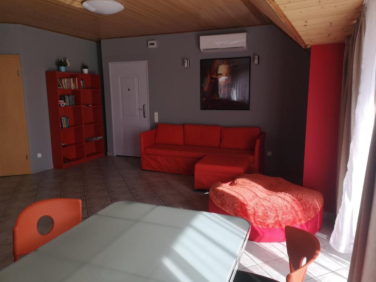 Szigeti Apartmanhaz Pecs Luaran gambar