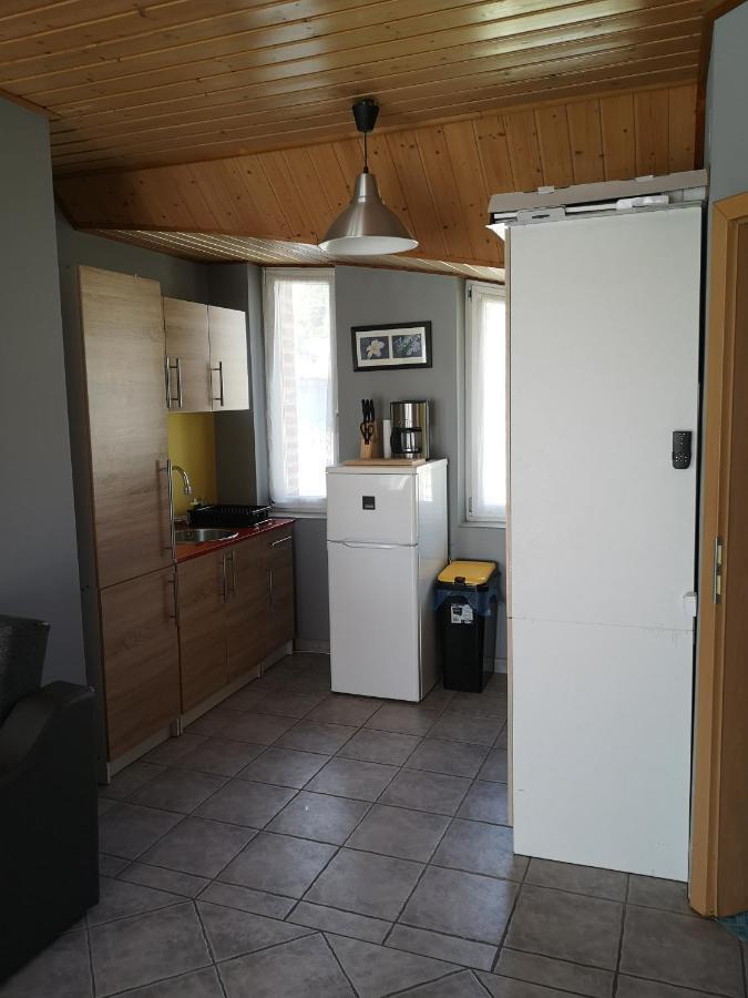 Szigeti Apartmanhaz Pecs Luaran gambar